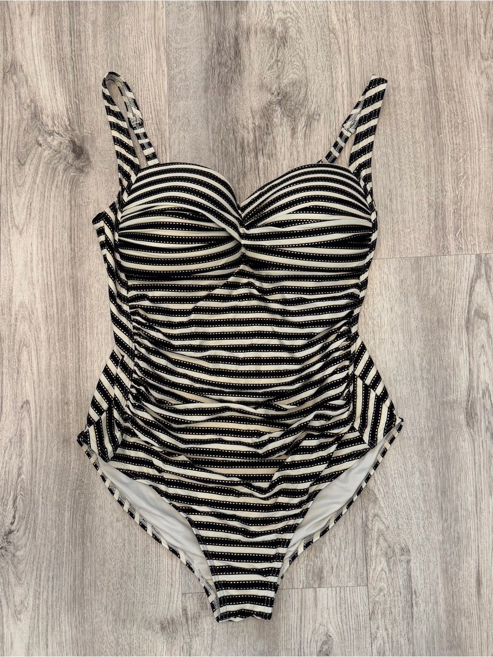 Nip Tuck Swim Tummy Control One Piece Swimsuit Stripe Size 12